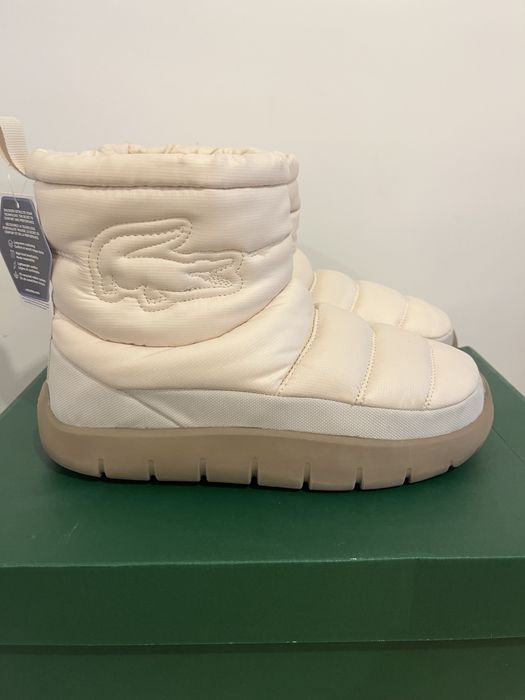 Жіночі  пуфери Lacoste