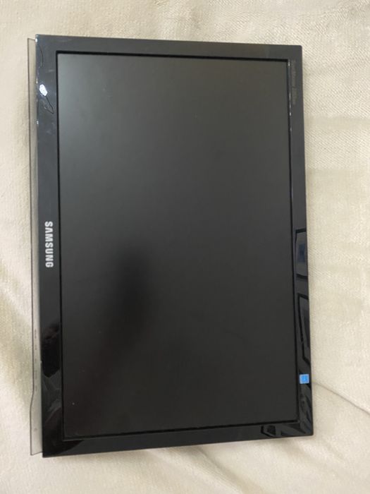 monitor 20” samsung niesprawny