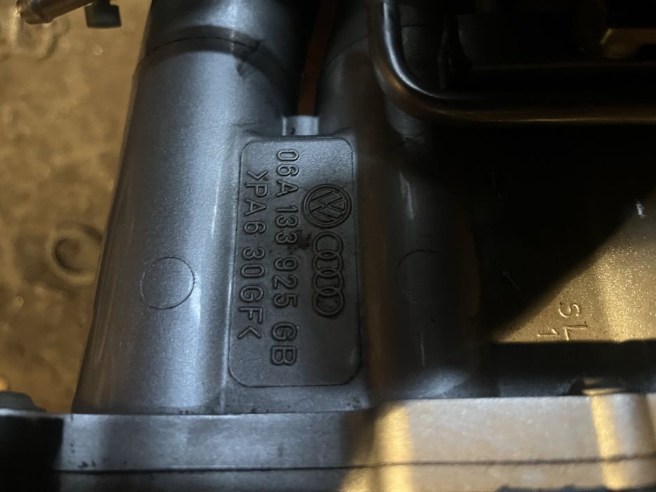 Впускний колектор 06A133925GB Шкода Октавія Тур Skoda