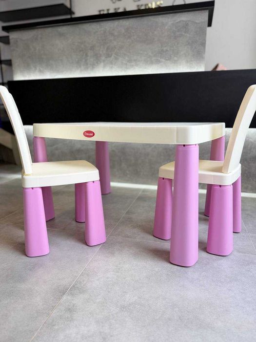 Столик пластиковий дитячий, столик Долоні з кріселком