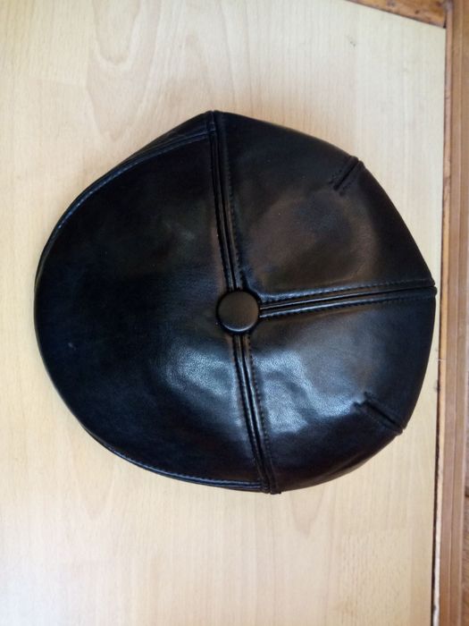 Чоловіча зимова шкіряна кепка, шапка 56 розмір. Туреччина