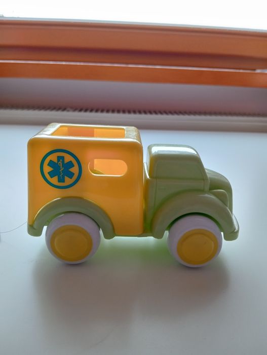 Ambulans karetka Viking Toys 1-5 lat autko auto samochodzik samochód