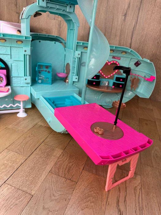 Продам Гламурний Кемпер LOL Surprise Glam N' Go Camper 4в1