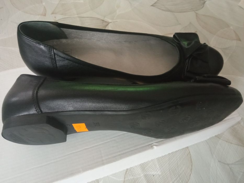 38 Baleriny skórzane nowe!