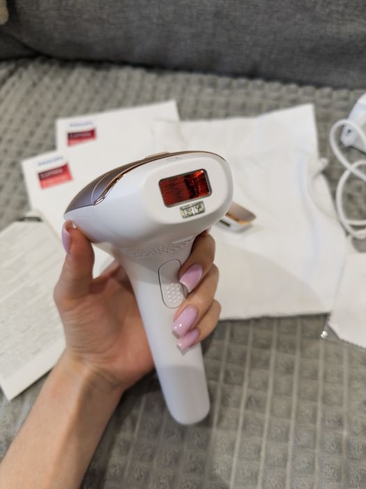 Фотоепілятор Philips Lumea SC1997 | повна комплектація, відмінний стан
