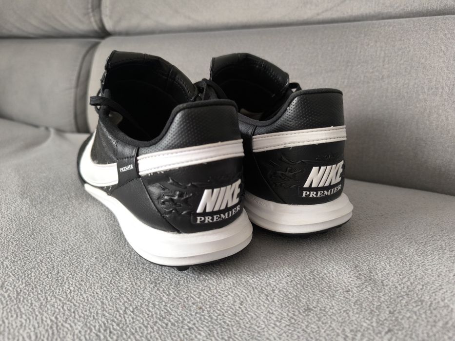NIKE PREMIER 3 skóra 44,5