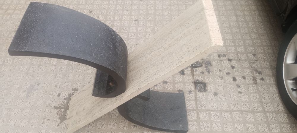 Mesa de entrada pedra64284144038275124