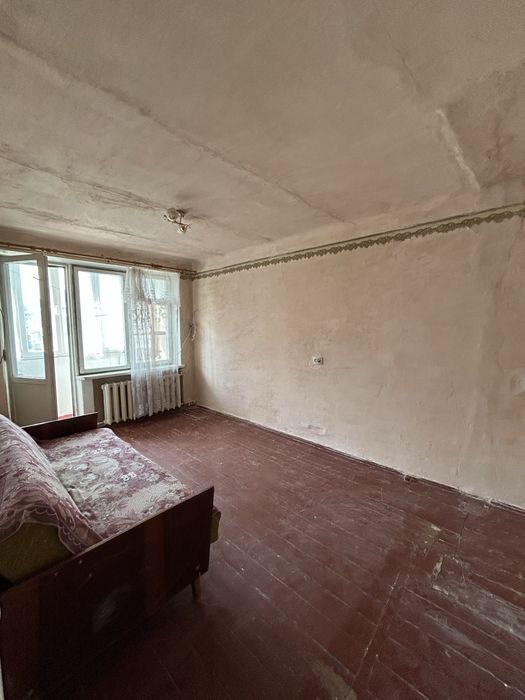 Продаю 3 кімнатну квартиру в центрі міста