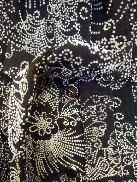 Пальто зимове фірм.нове 48 р.