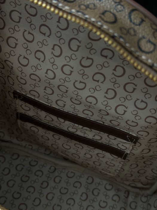 Оригінальний рюкзак Guess
