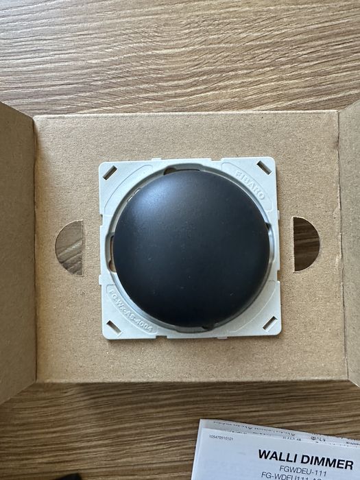 Fibaro Walli Dimmer - inteligentny ściemniacz światła