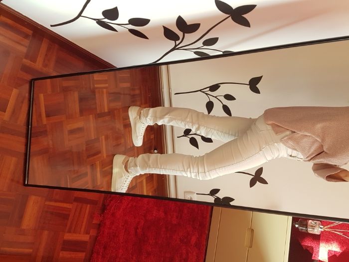 Calça Branca, Primark