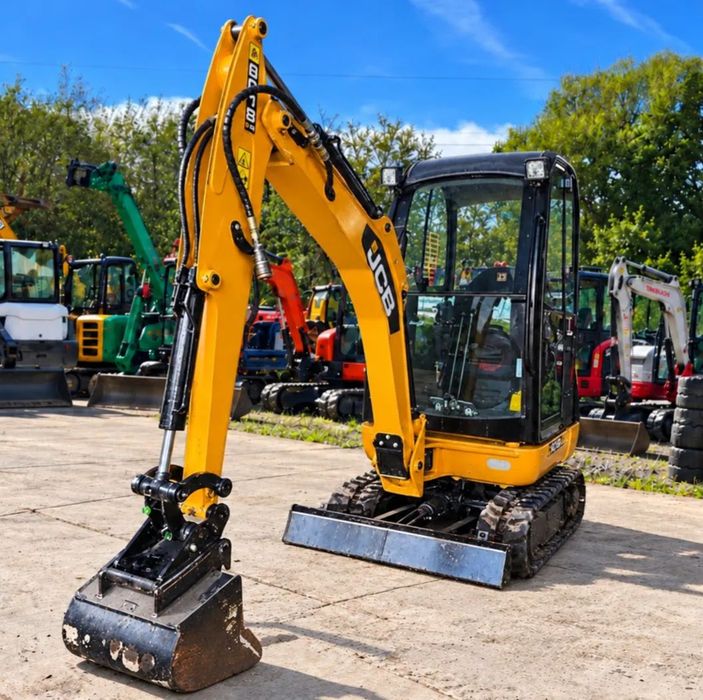 JCB 8018  JCB 8018 jak nowa