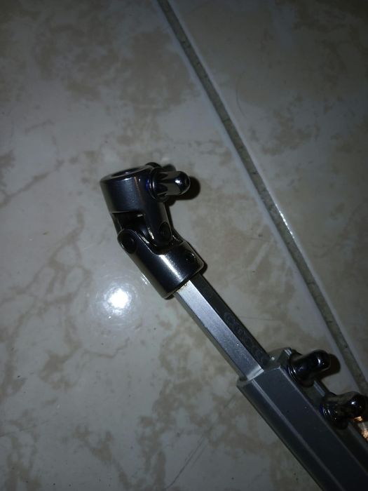 Pearl P922 bass drum Pedal 
Power Shifter series
Single-chain drive
Base plate
Duo-beater
Optimal running characteristics