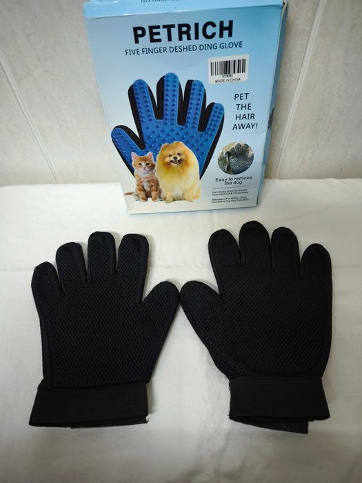 Luva para escovar animais