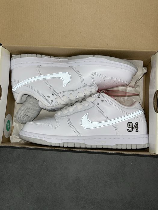 Supreme/Nike SB Dunk Low ホワイト 94 27cm dunk-supreme-white_5b061b2c-