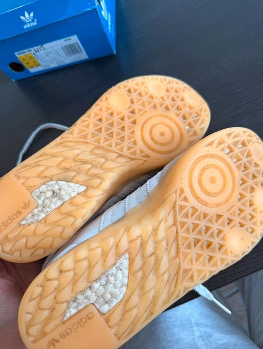 Tênis Adidas Samba 37
