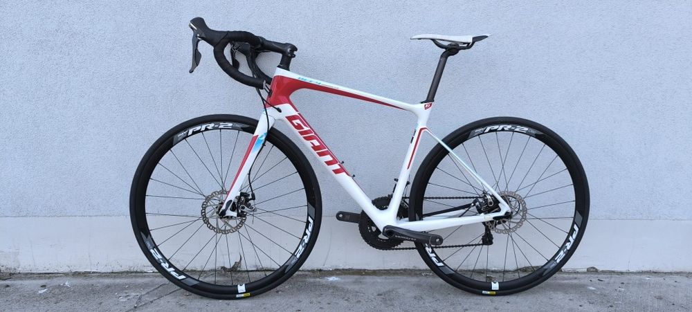 GIANT DEFY ADVANCED 1 (KARBON), Shimano Ultegra, Rozmiar M