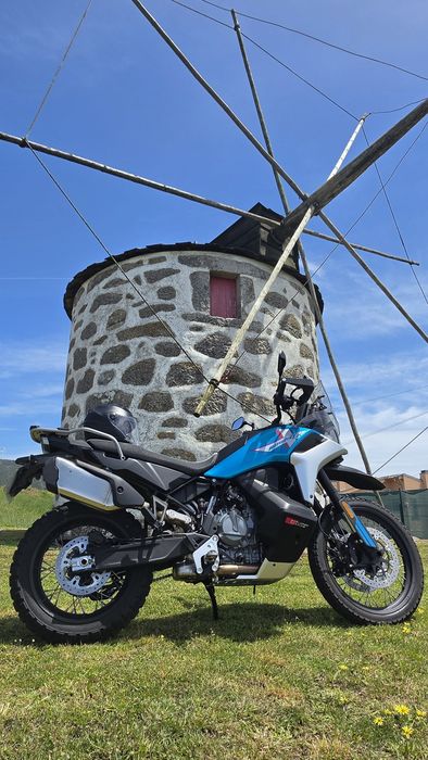VENDO CFMOTO MT X800 de 2026