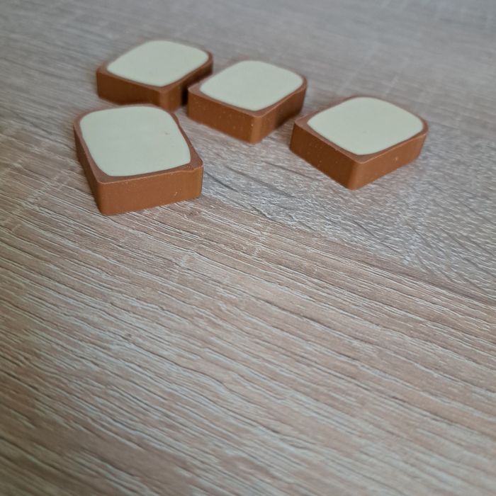 1 opakowanie 4 szt. kreatywnych, uroczych gumek w kształcie tostów