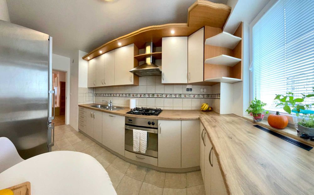 Meble kuchenne - zabudowa kuchni o pow. 10m2