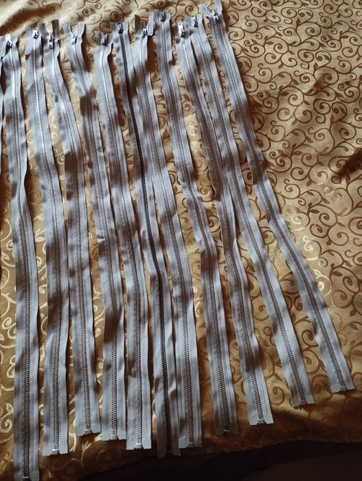 Продам змейки оптом и в розницу новые.