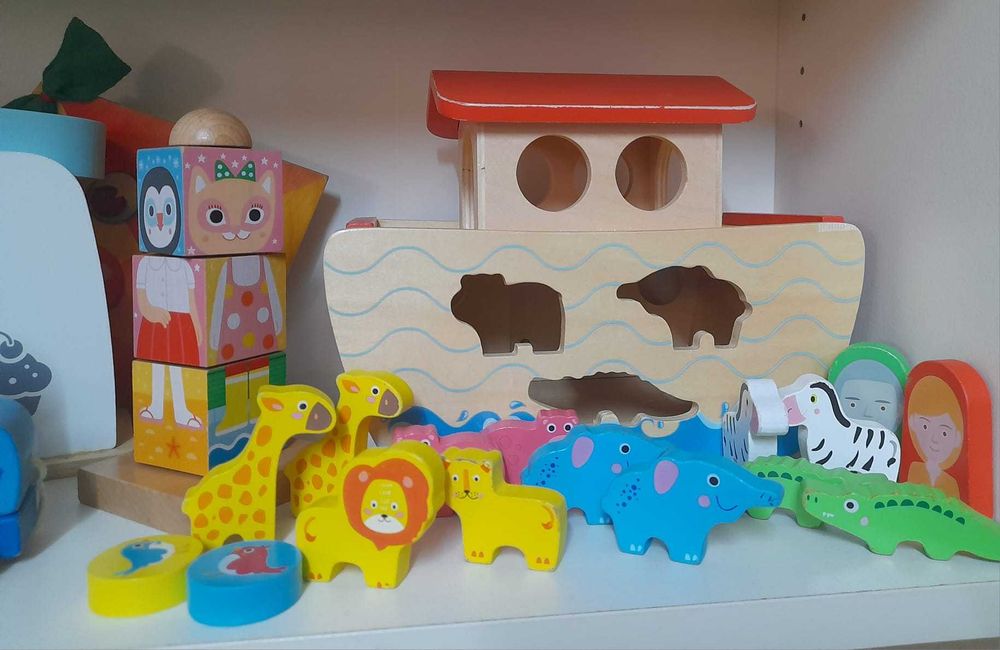 Brinquedos didáticos em madeira (Djeco, ikea)