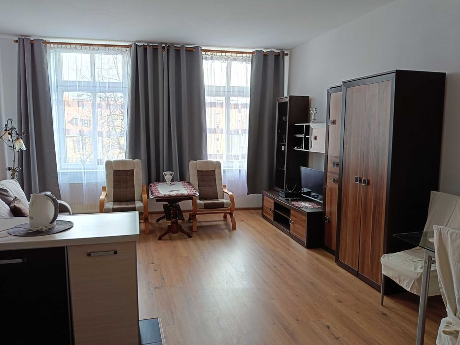 Wynajmę dużą kawalerkę