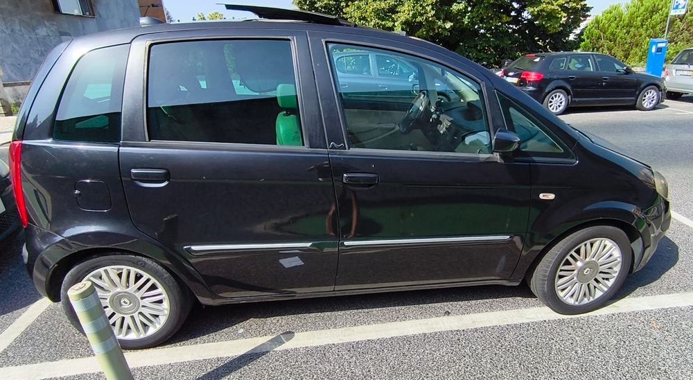 Carro Lancia Musa