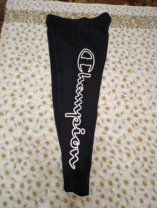 Продам мужские спортивные штаны  Champion