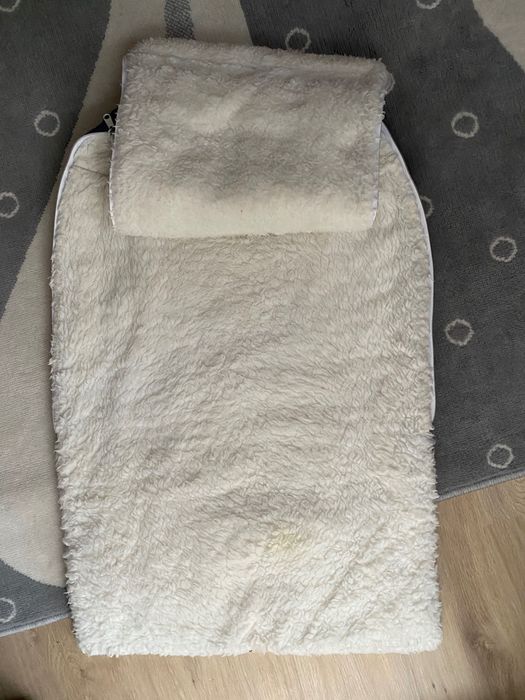 Śpiworek do wózka albo do sanek