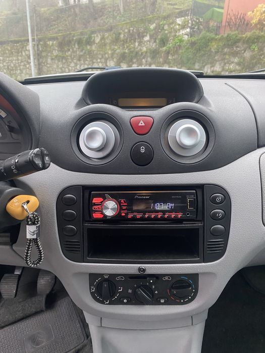 Citroen C3  1.1  economico