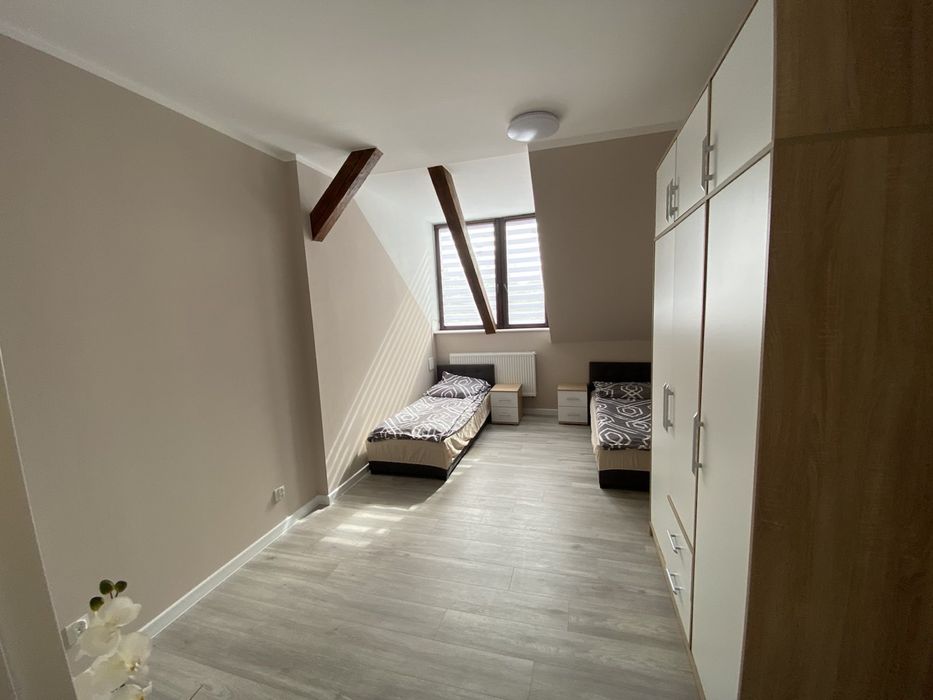 Kwatery pracownicze , pokoje Niemodlin Kwietnia