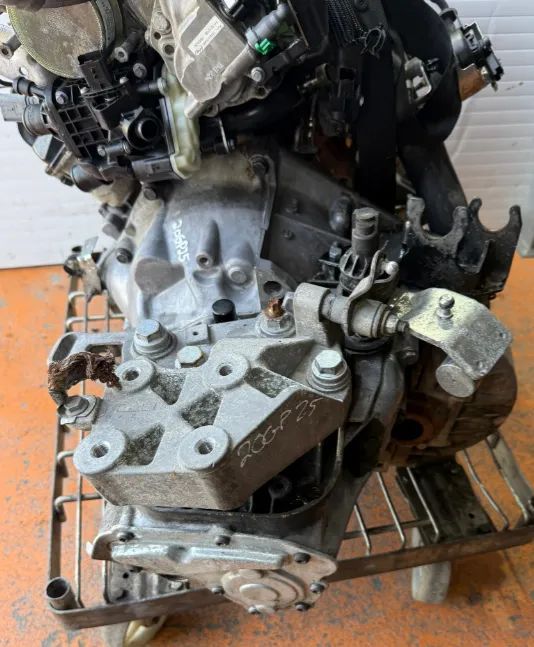 Caixa de Velocidades Citroen Jumper/Peugeot Boxer 2.2 HDI Ref: 20GP25