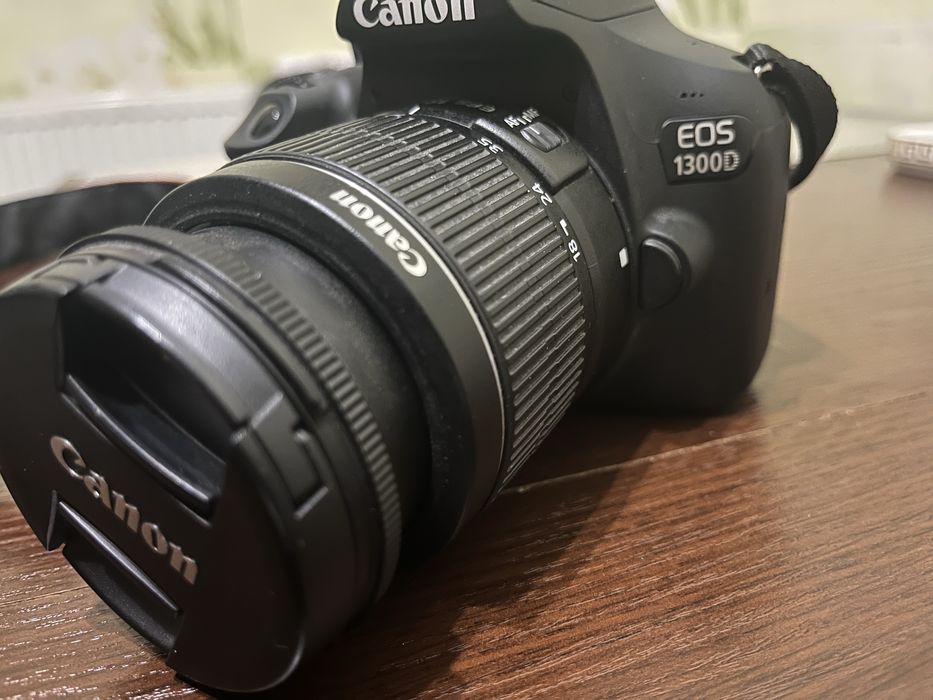Фотоапарат Canon EOS 1300D