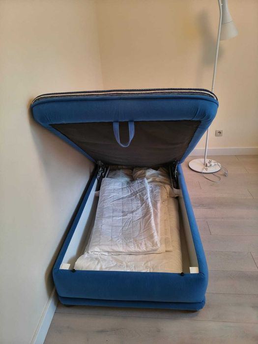 Tapczan młodzieżowy, jednoosobowy