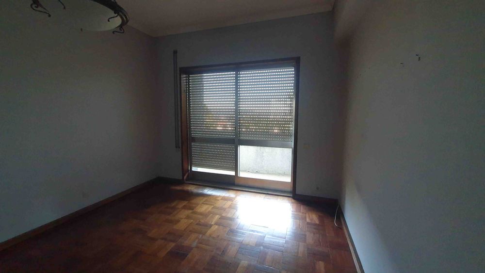 Apartamento T3+1 | Avenida Fernão Magalhães | Rua Prof. Duarte Leite