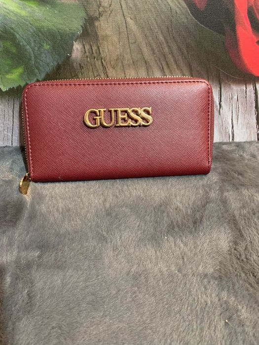 Damski portfel  guess