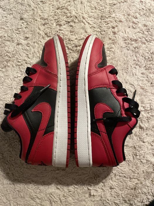 Air Jordan 1 low reverse bred
