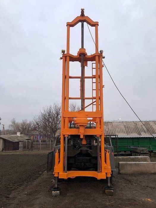 Бурова установка ЛБУ-50 невелике напрацювання в ідеальному стані