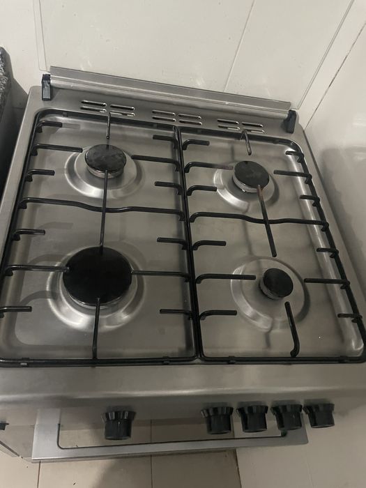 Fogao 4 bocas com forno funcionando