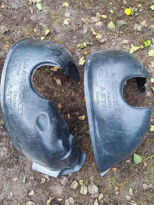 Підкрилки Opel Astra