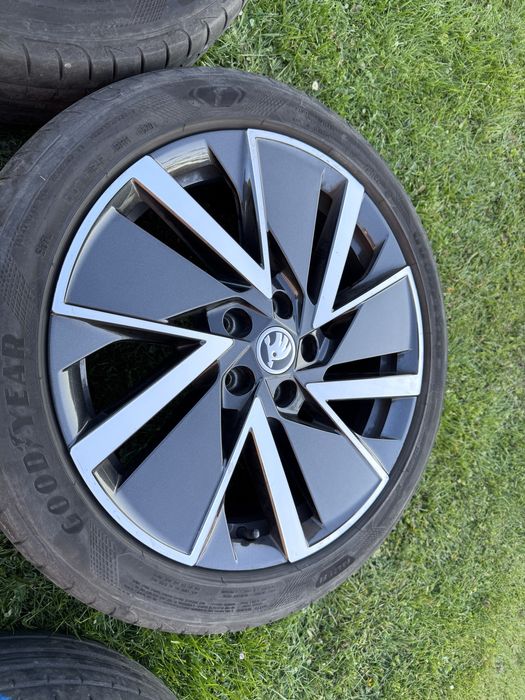 Koła Skoda Octavia, Superb 225/45R18 91Y