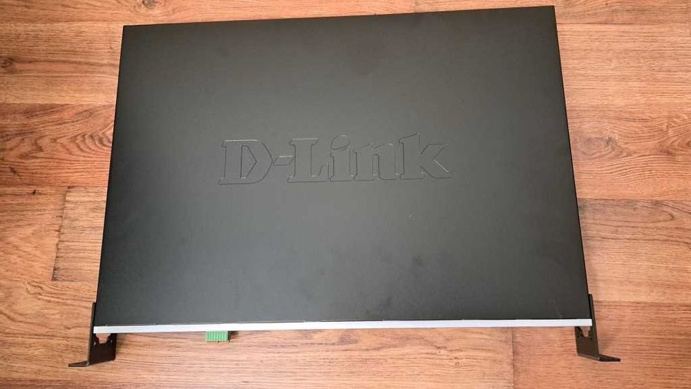 D-Link DGS-3420-28TC zarządzalny switch 20x GE 4xCombo (GE/SFP) 4xSFP+