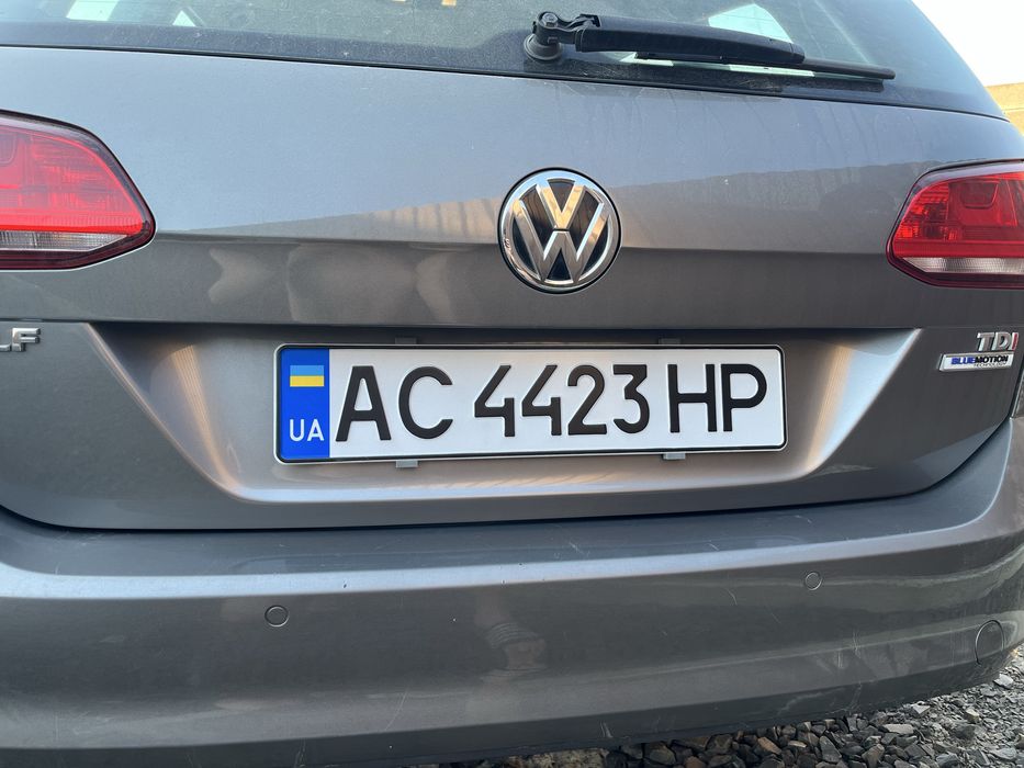Невидимі номерні рамки