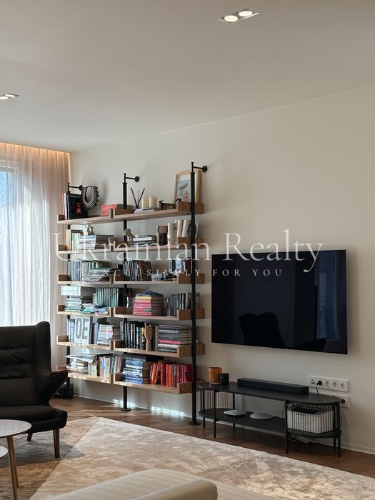 Продаж квартири з терасою 250 м²  ЖК A-52. Січових Стрільців, 44а