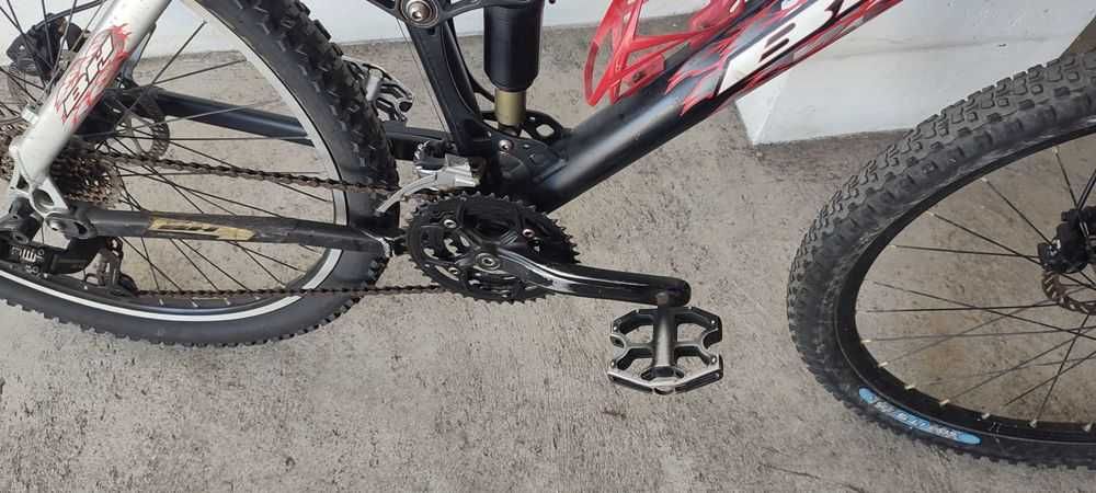 Bicicleta BH suspensão total