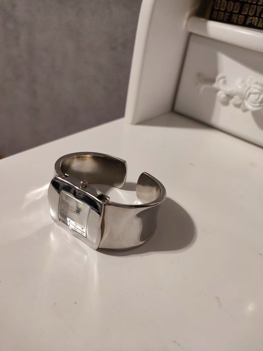 Sprzedam zegarek damski