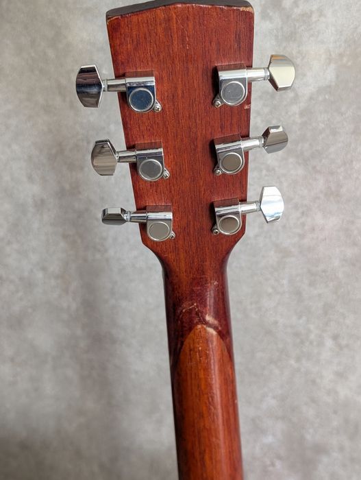 Акустическая гитара Cort AD810