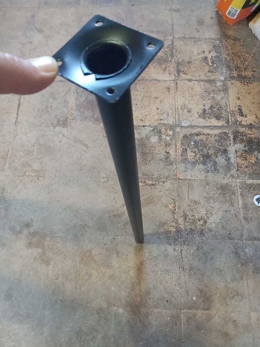 Pernas de Mesa Leroy